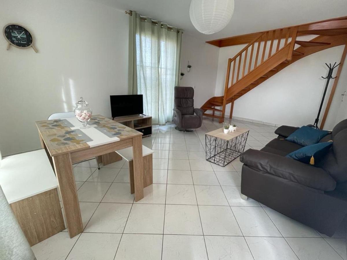 Charmant Appartement Duplex A 5Min De Disney. Magny-le-Hongre Buitenkant foto