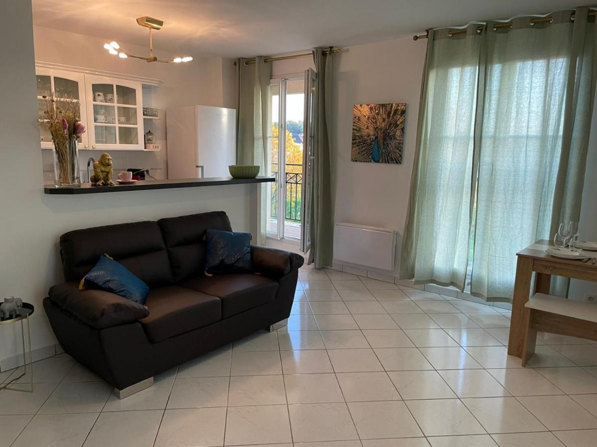 Charmant Appartement Duplex A 5Min De Disney. Magny-le-Hongre Buitenkant foto