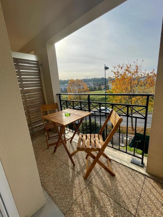 Charmant Appartement Duplex A 5Min De Disney. Magny-le-Hongre Buitenkant foto